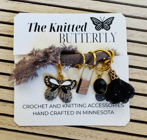 Butterfly Kisses- Black