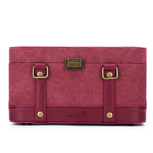 Della Q - Maker's Train Case
