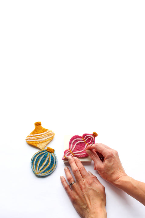Mini Christmas Bauble Felting Craft Kit