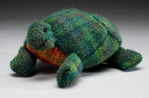 Swatch Critters from the Pin Loom: Step-by-Step Instructions