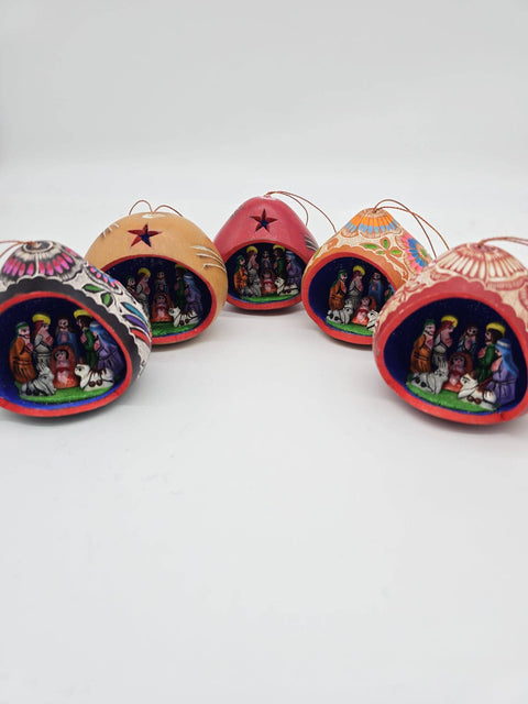 Gourd Nativity Ornament | WuamanHOME