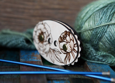Maple Wood Knitting & Crochet Row Counter with Peony Design