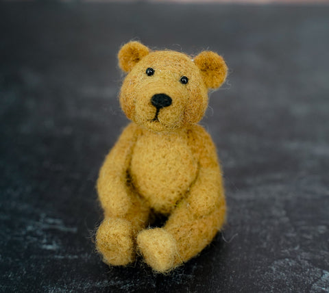 Bear Needle Felting Kit