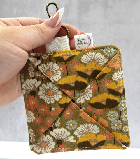 Textiles By Ash - The Clip and Go Cable Keeper