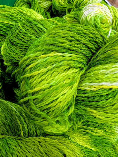 Poison Apple- Signature Blend - 2 ply- DK -TRS-A063-SP-SK