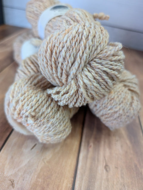 Coral Sands - 85 Wool /10 Mohair / 5 Tensel - Worsted