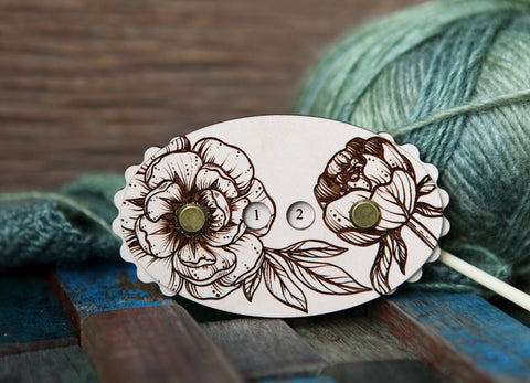 Maple Wood Knitting & Crochet Row Counter with Peony Design