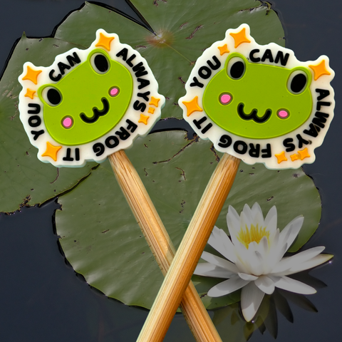 *Exclusive* Knitting Needle Point Protectors - Frog It